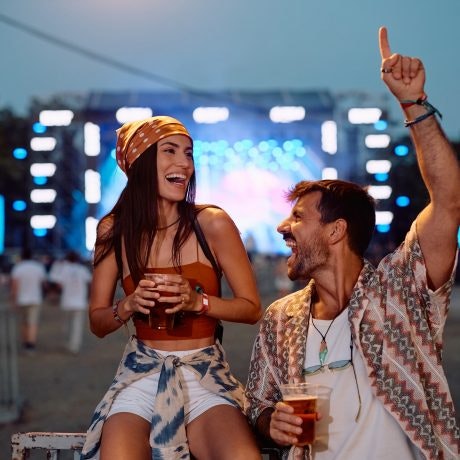 Looks de festivais de verão: o guia para um visual confortável e cheio de estilo